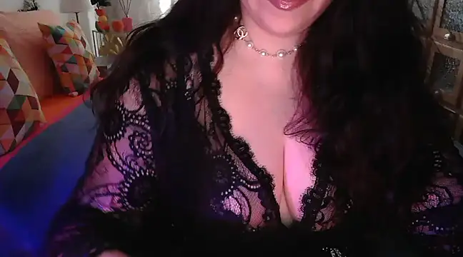 Snapshot of CronacaErotica chatting on February 2025 03:20:01 PM CronacaErotica online show from February 2025 03:20:01 PM