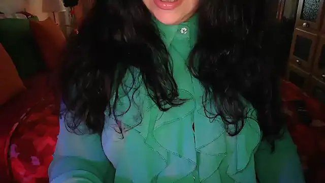 Snapshot of CronacaErotica chatting on January 2025 02:51:02 PM CronacaErotica online show from January 2025 02:51:02 PM