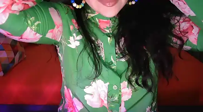 Snapshot of CronacaErotica chatting on January 2025 02:10:02 PM CronacaErotica online show from January 2025 02:10:02 PM