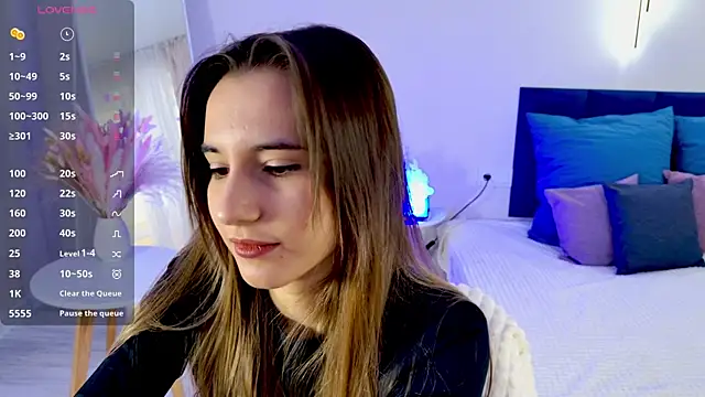 Alice Weiss online show from March 2025 05:21:02 AM