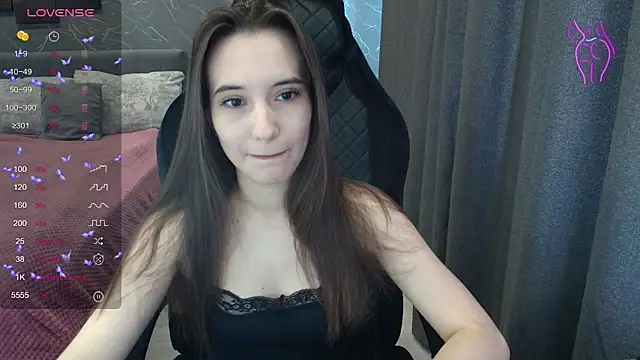 Alice Weiss online show from June 2026 09:58:02 AM