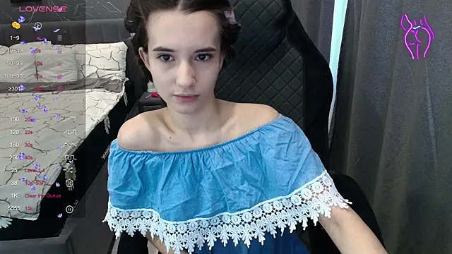 Alice Weiss online show from February 2026 06:36:02 AM