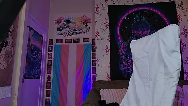 rosieplay online show from April 2026 06:27:02 PM