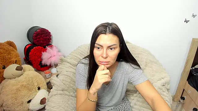 kilenyapatrice online show from February 2026 01:44:01 PM