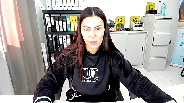 kilenyapatrice online show from October 2025 10:36:02 AM