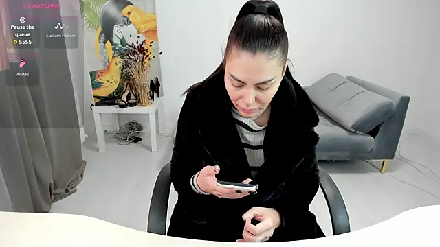 kilenyapatrice online show from January 2026 11:57:01 AM