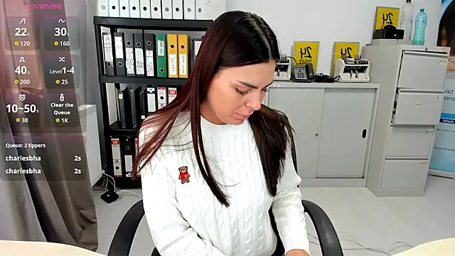 kilenyapatrice online show from November 2025 10:48:01 AM