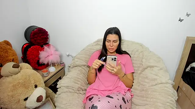 kilenyapatrice online show from February 2026 11:54:01 AM