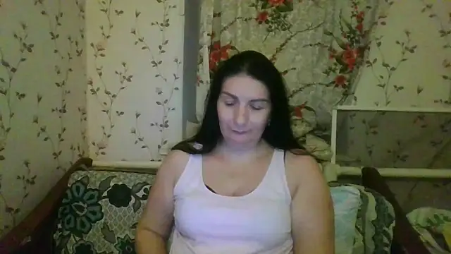 Snapshot of Zefirka_Axe chatting on October 2025 09:03:01 PM Zefirka Axe online show from October 2025 09:03:01 PM