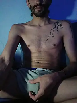 Snapshot of johngil0995 chatting on November 2025 02:53:02 PM johngil0995 online show from November 2025 02:53:02 PM