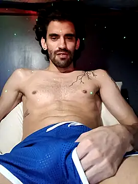 Snapshot of johngil0995 chatting on September 2025 06:30:02 AM johngil0995 online show from September 2025 06:30:02 AM