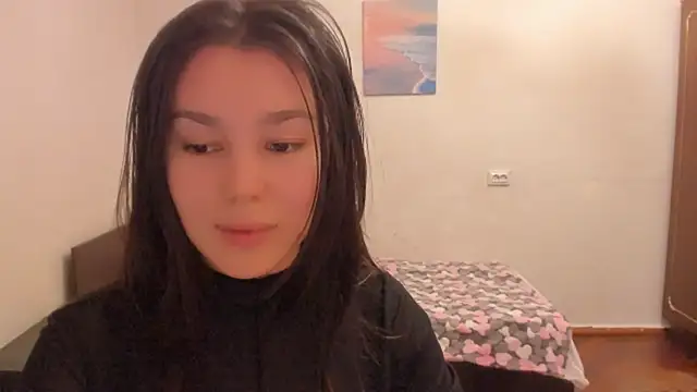 LunaXmii online show from February 2025 03:37:01 AM