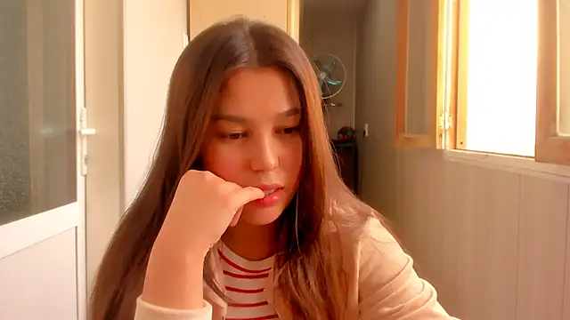 LunaXmii online show from October 2025 08:49:02 AM