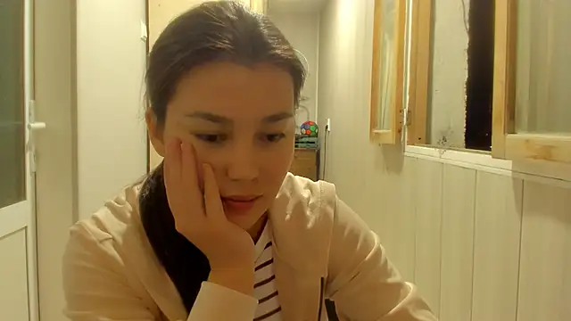 LunaXmii online show from September 2025 09:53:02 PM