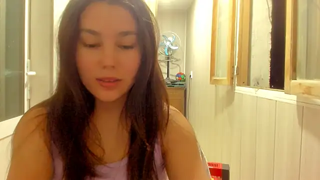 LunaXmii online show from October 2025 11:39:01 PM