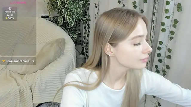 mell milles online show from December 2024 08:15:01 PM