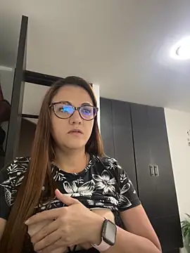 Shianrose online show from March 2025 07:32:01 PM