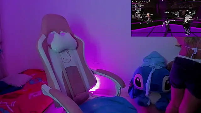 Snapshot of im_angels77 chatting on December 2025 04:40:02 AM im angels77 online show from December 2025 04:40:02 AM