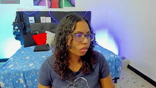 Snapshot of im_angels77 chatting on March 2025 02:27:02 AM im angels77 online show from March 2025 02:27:02 AM