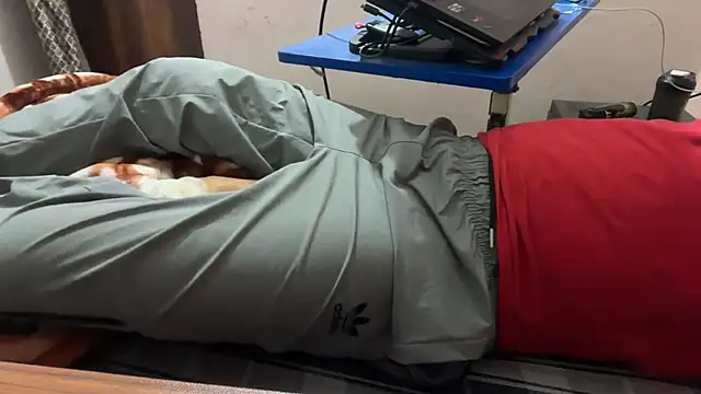 sexyboy09 online show from October 2025 06:40:01 PM