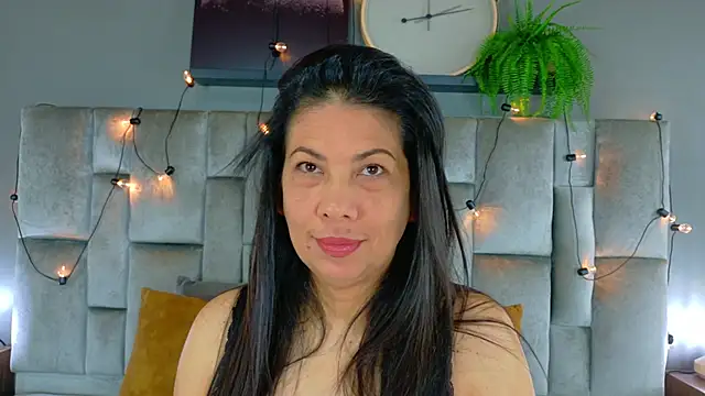 Snapshot of JaylaScott__ chatting on April 2026 11:45:02 AM JaylaScott online show from April 2026 11:45:02 AM