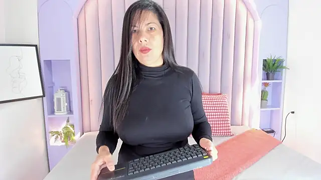 Snapshot of JaylaScott__ chatting on November 2025 11:13:02 AM JaylaScott online show from November 2025 11:13:02 AM