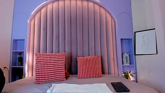 Snapshot of JaylaScott__ chatting on December 2025 11:49:01 AM JaylaScott online show from December 2025 11:49:01 AM