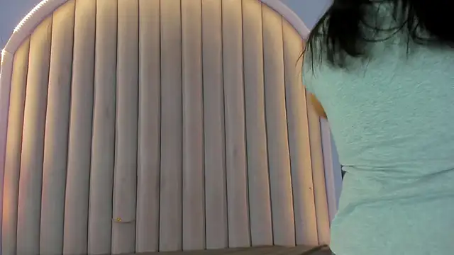 JaylaScott   online show from February 2026 11:43:02 AM