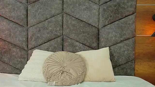 JaylaScott   online show from March 2026 11:58:02 AM