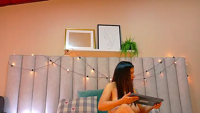 Snapshot of JaylaScott__ chatting on November 2025 11:55:02 AM JaylaScott online show from November 2025 11:55:02 AM