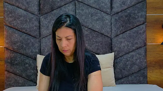 JaylaScott   online show from February 2026 11:41:01 AM