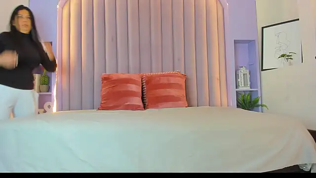 JaylaScott   online show from March 2026 11:43:01 AM