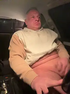 JakubW79 online show from December 2024 02:11:02 AM