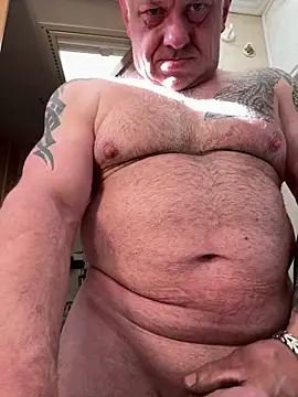 JakubW79 online show from April 2026 02:55:01 PM