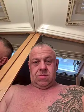 JakubW79 online show from March 2026 05:24:01 PM