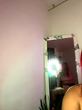 EmmaHot online show from October 2025 01:25:01 PM