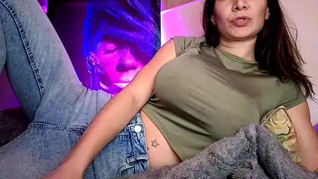 Snapshot of zarry chatting on November 2025 07:47:01 PM zarry online show from November 2025 07:47:01 PM