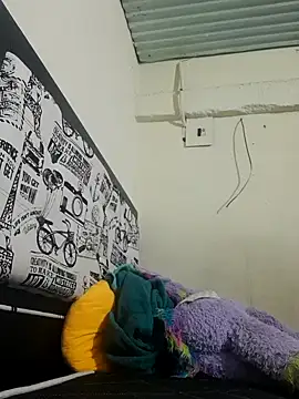 Snapshot of Roussexy_ chatting on January 2025 11:12:01 PM Roussexy online show from January 2025 11:12:01 PM