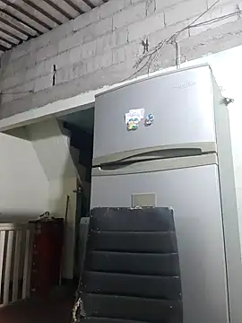 Snapshot of Roussexy_ chatting on January 2025 02:25:01 AM Roussexy online show from January 2025 02:25:01 AM