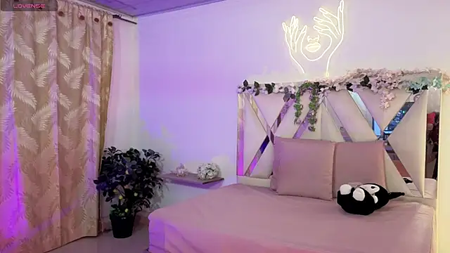 hina tay online show from April 2026 03:30:01 AM