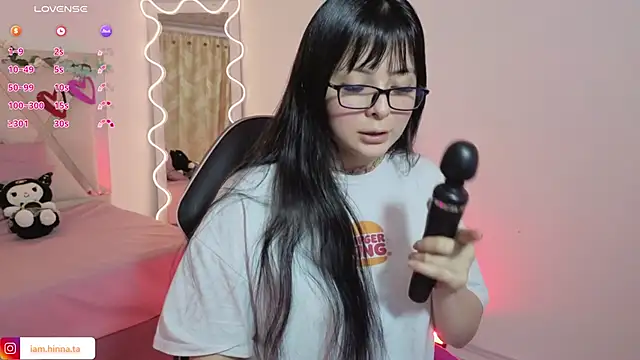 hina tay online show from November 2025 03:21:02 AM