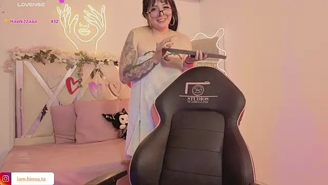 hina tay online show from January 2026 07:13:01 AM