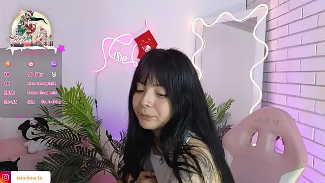 Snapshot of hina_tay chatting on December 2024 04:22:02 AM hina tay online show from December 2024 04:22:02 AM