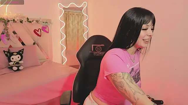 hina tay online show from December 2025 03:16:01 AM