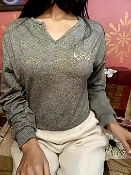 Snapshot of poojaji690 chatting on December 2025 05:52:02 AM poojaji690 online show from December 2025 05:52:02 AM