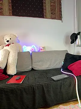 crazyrabbits online show from February 2025 10:25:02 PM