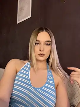 Alisa Rise online show from March 2026 01:34:01 PM