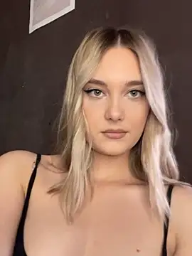 Alisa Rise online show from October 2025 12:19:02 PM