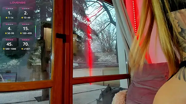 Mia  Milan online show from April 2026 05:14:02 AM