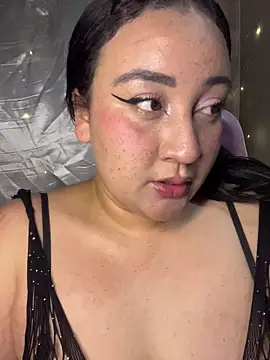 alexxaa96 online show from November 2025 03:54:02 AM